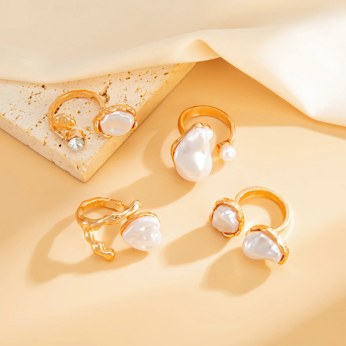 4 Styles Elegant Irregular Baroque Imitation Pearl Open Rings