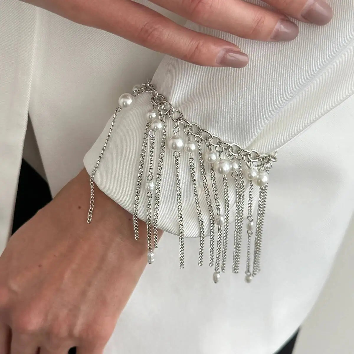 Pearl Metal Tassel Bracelet