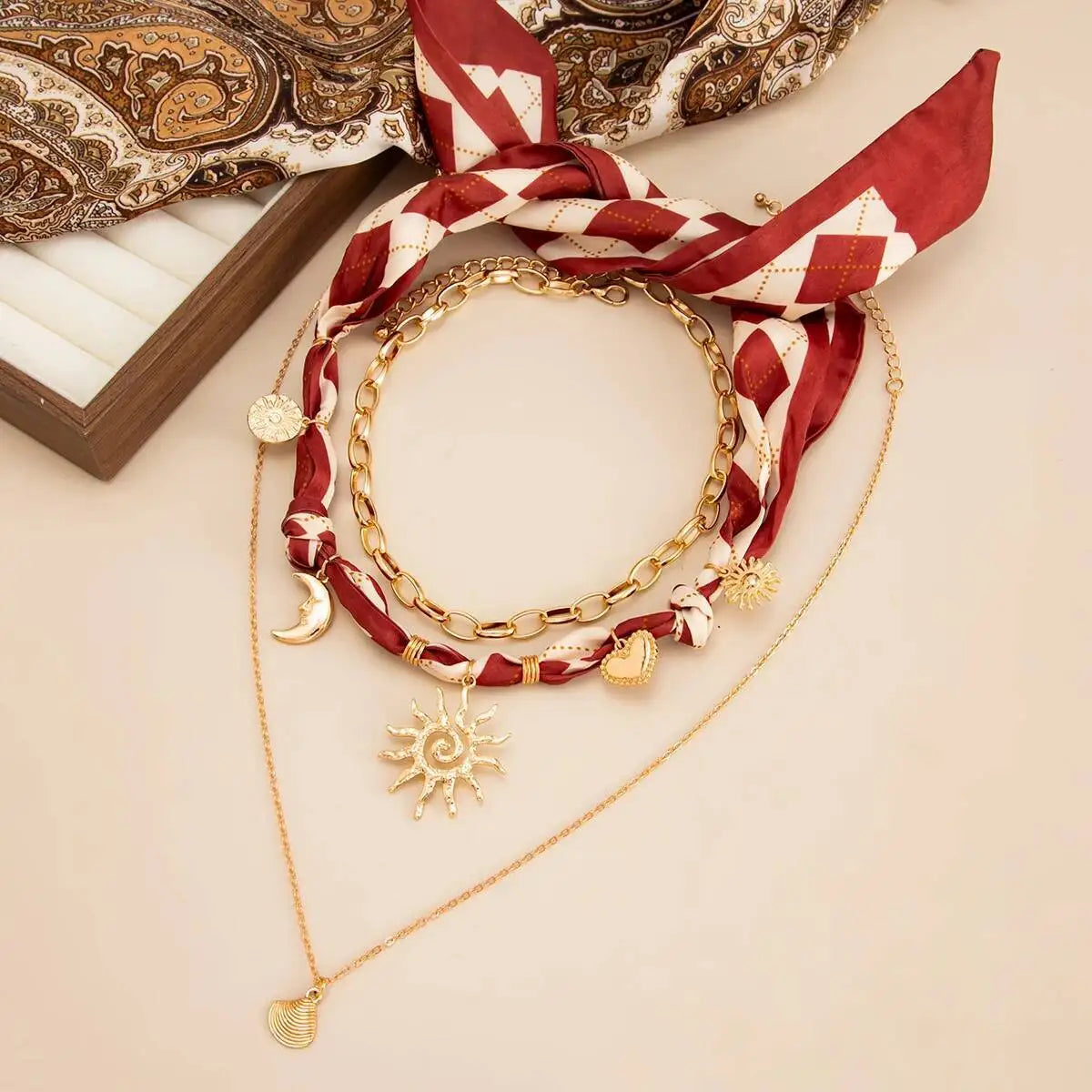 3 Pcs/Set Boho Gold Color Sun Moon Heart Pendant Necklace