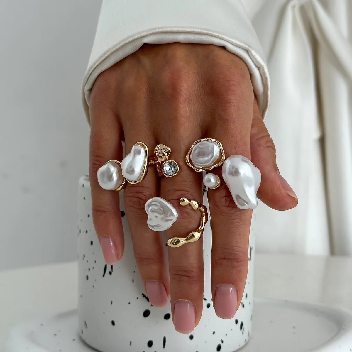 4 Styles Elegant Irregular Baroque Imitation Pearl Open Rings